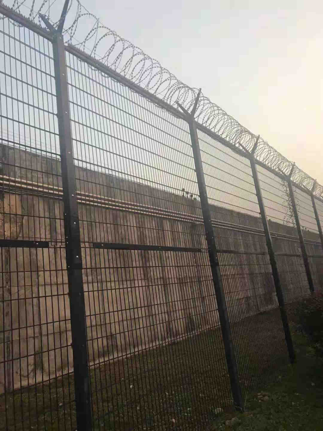 监狱围栏网的生产流程